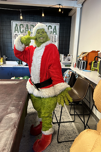 Grinch Impersonator